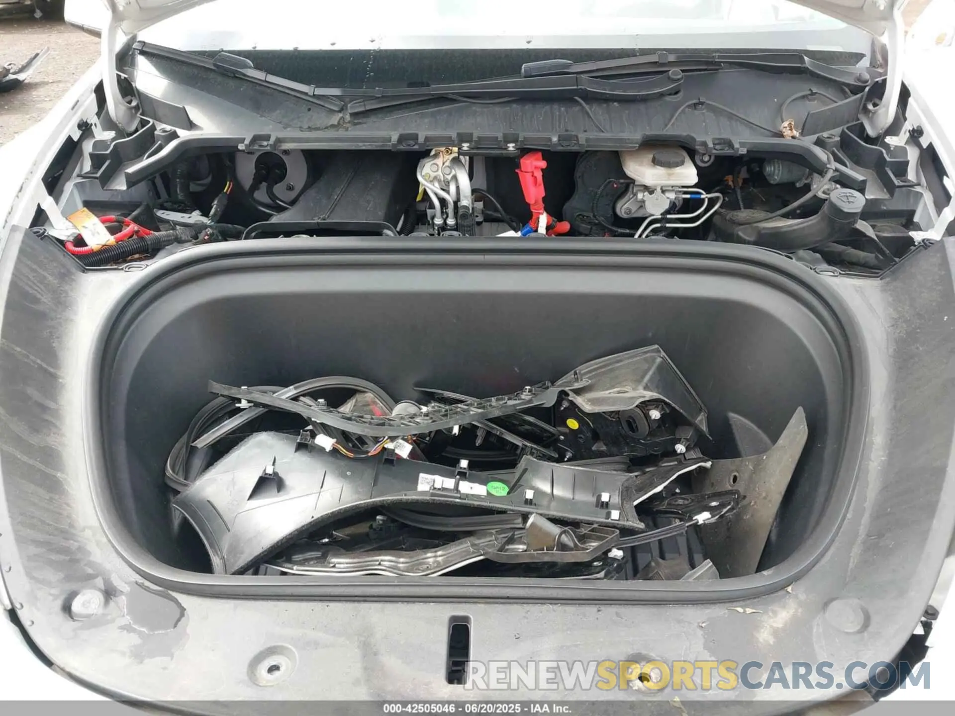 10 Photograph of a damaged car 7SAYGAEE1NF467562 TESLA MODEL Y 2022