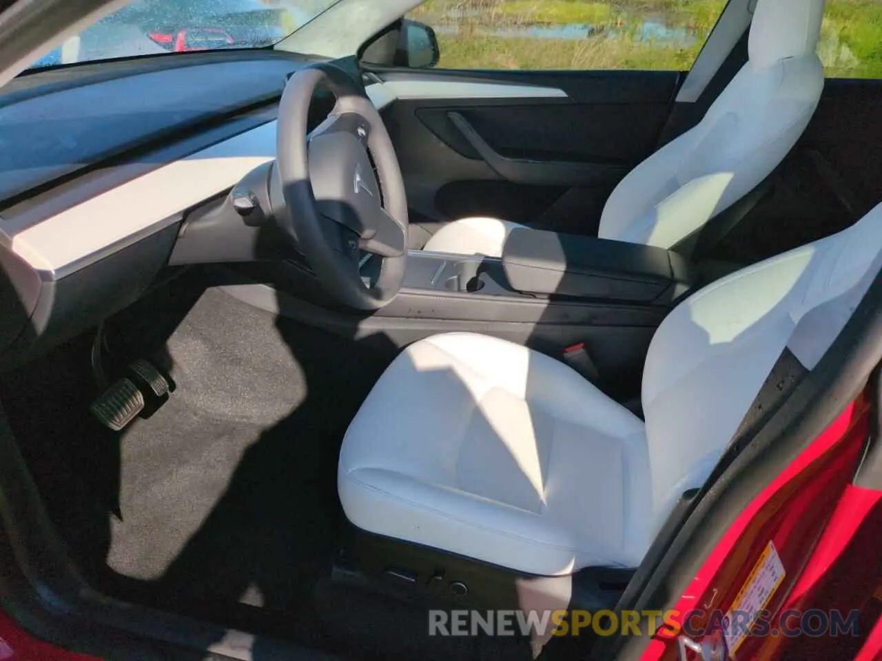 7 Photograph of a damaged car 7SAYGAEE1NF538081 TESLA MODEL Y 2022