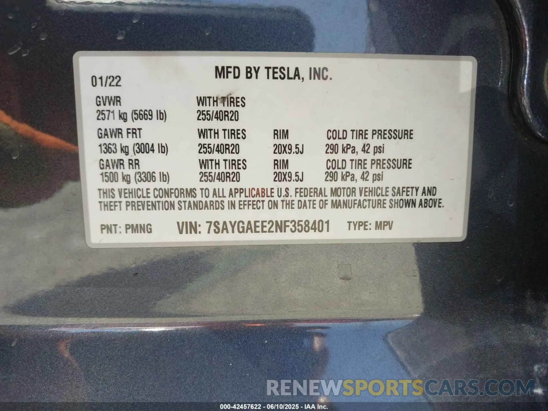 9 Photograph of a damaged car 7SAYGAEE2NF358401 TESLA MODEL Y 2022
