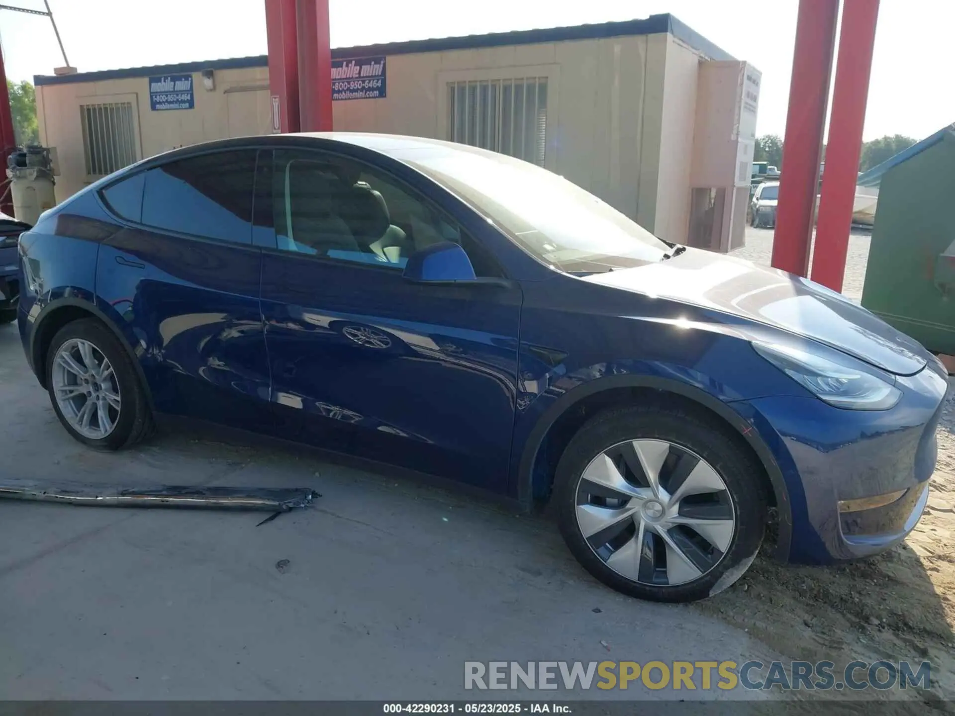 13 Photograph of a damaged car 7SAYGAEE2NF364733 TESLA MODEL Y 2022