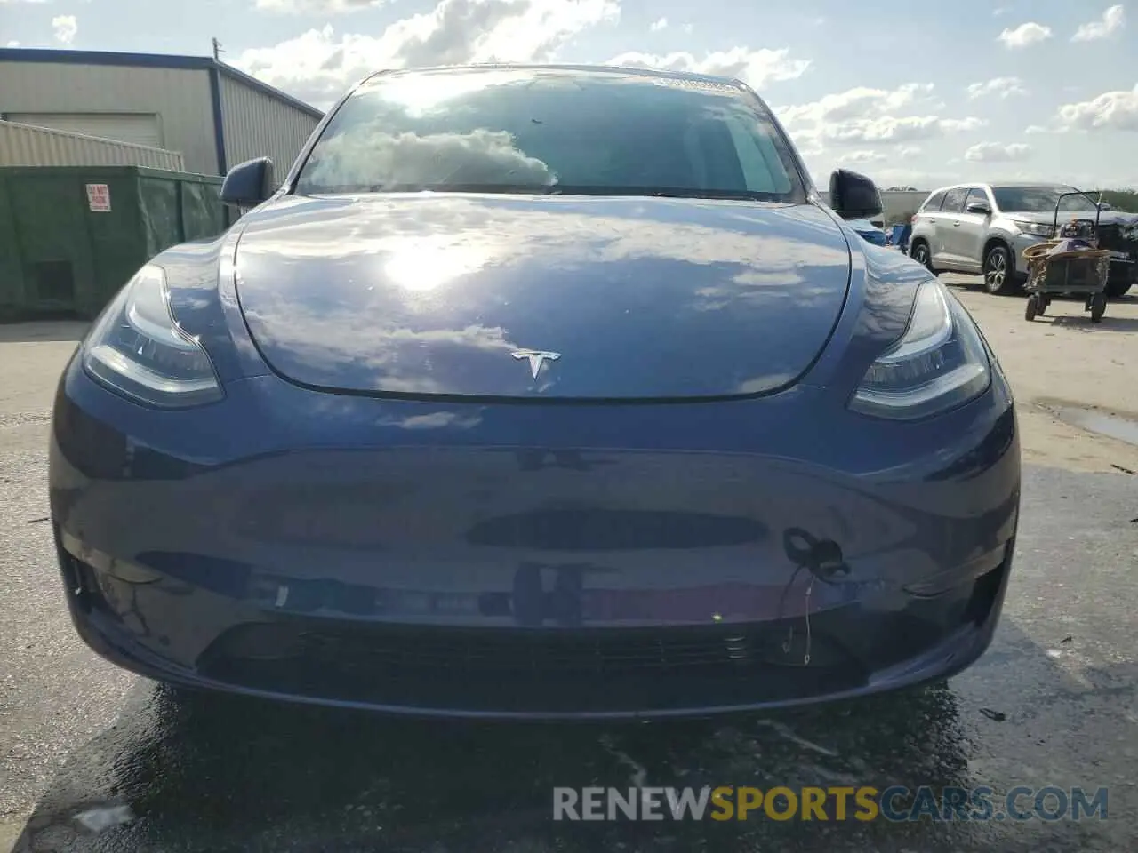 5 Photograph of a damaged car 7SAYGAEE2NF390507 TESLA MODEL Y 2022