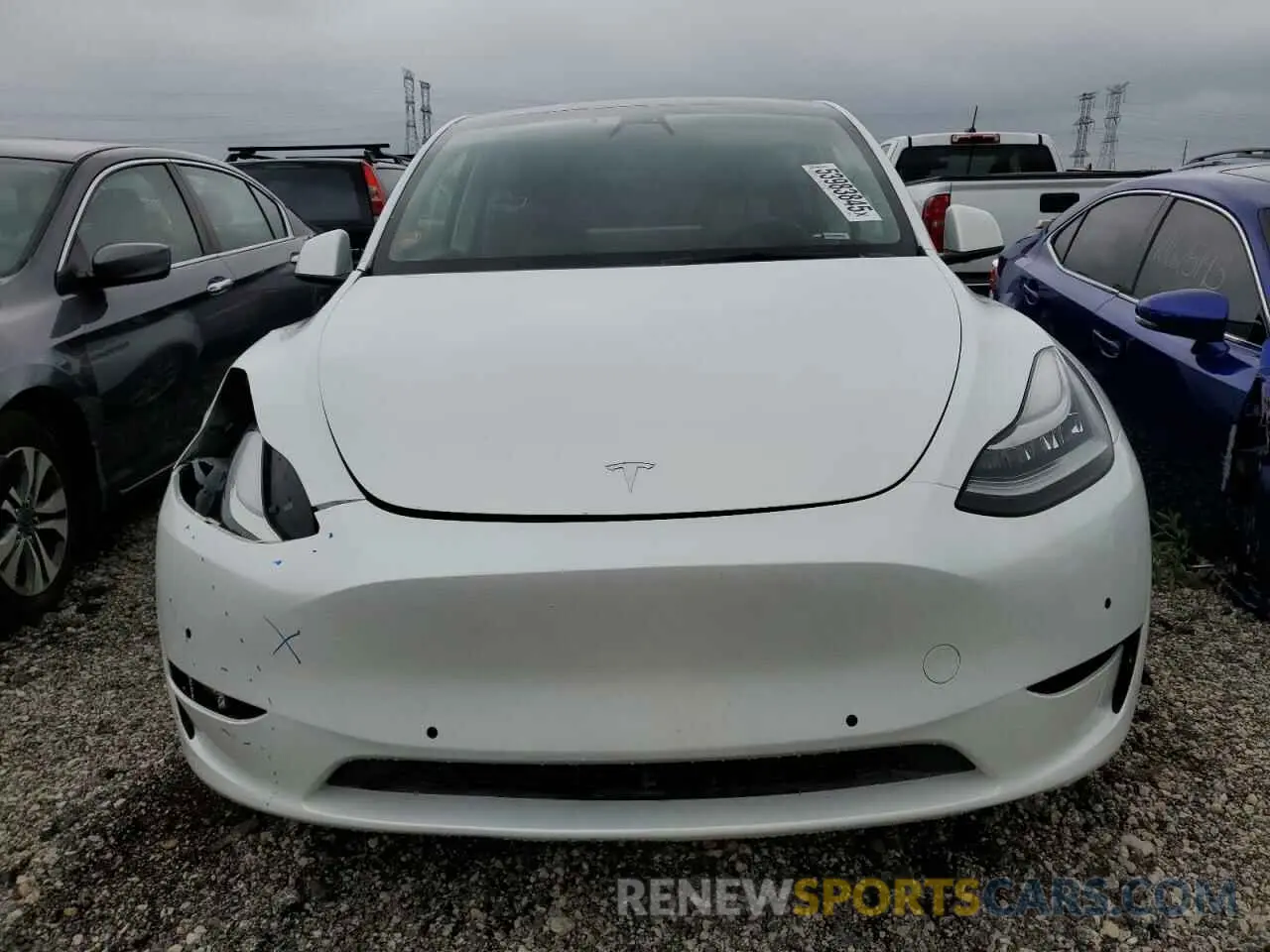 5 Photograph of a damaged car 7SAYGAEE2NF465173 TESLA MODEL Y 2022