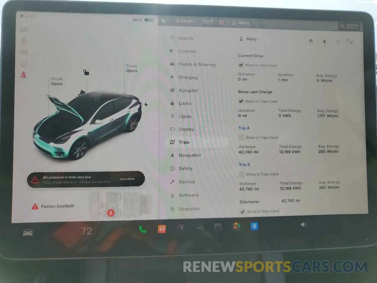 9 Photograph of a damaged car 7SAYGAEE2NF465173 TESLA MODEL Y 2022