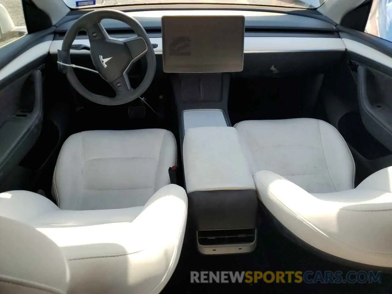 8 Photograph of a damaged car 7SAYGAEE2NF561515 TESLA MODEL Y 2022