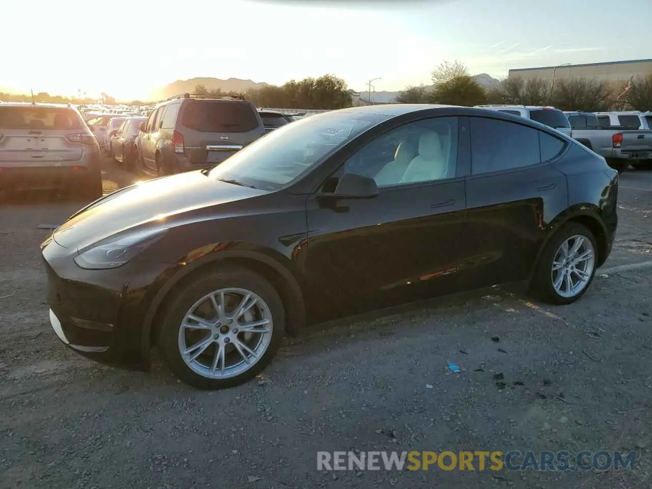 1 Photograph of a damaged car 7SAYGAEE3NF542388 TESLA MODEL Y 2022