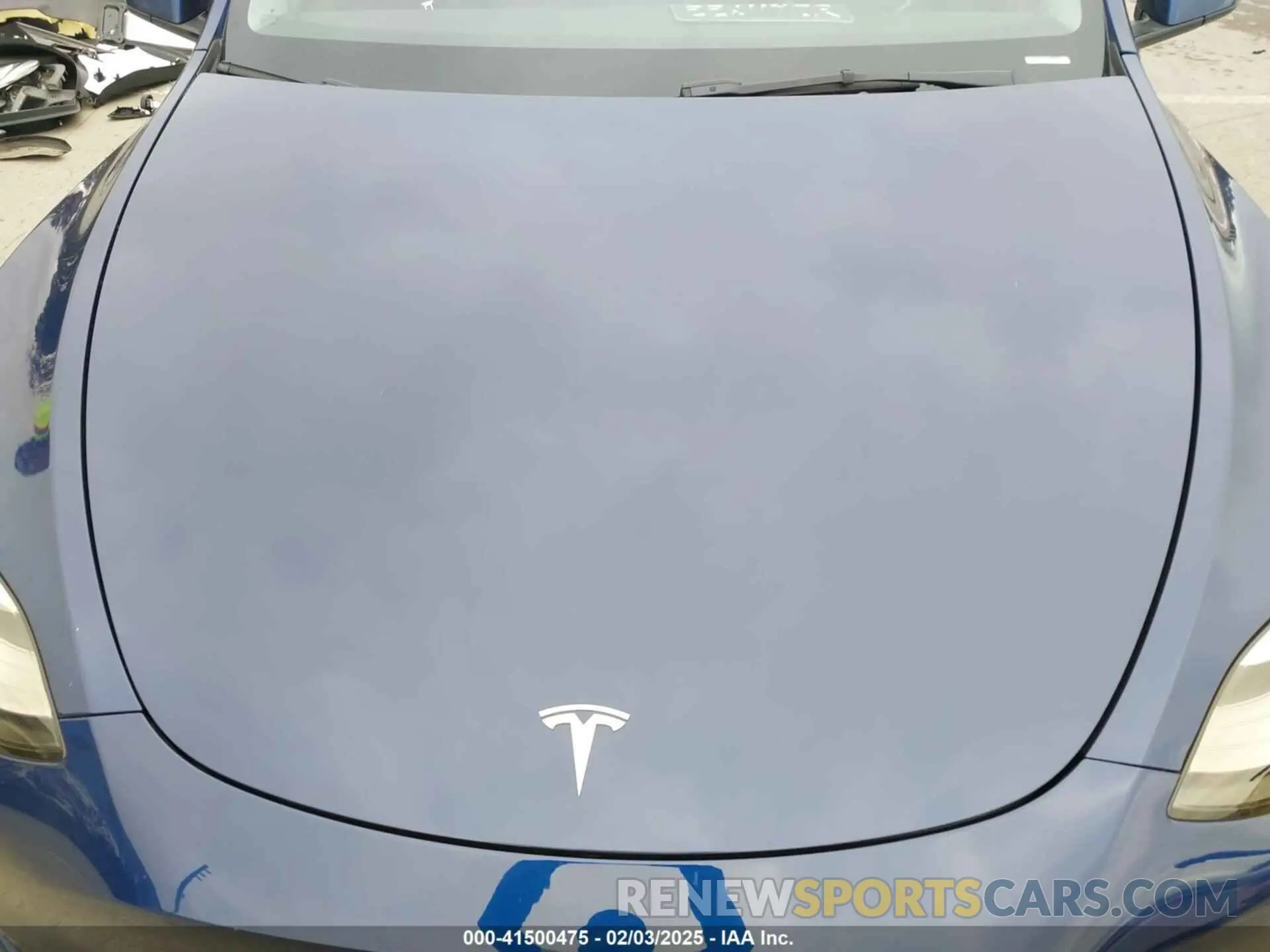10 Photograph of a damaged car 7SAYGAEE3NF573141 TESLA MODEL Y 2022