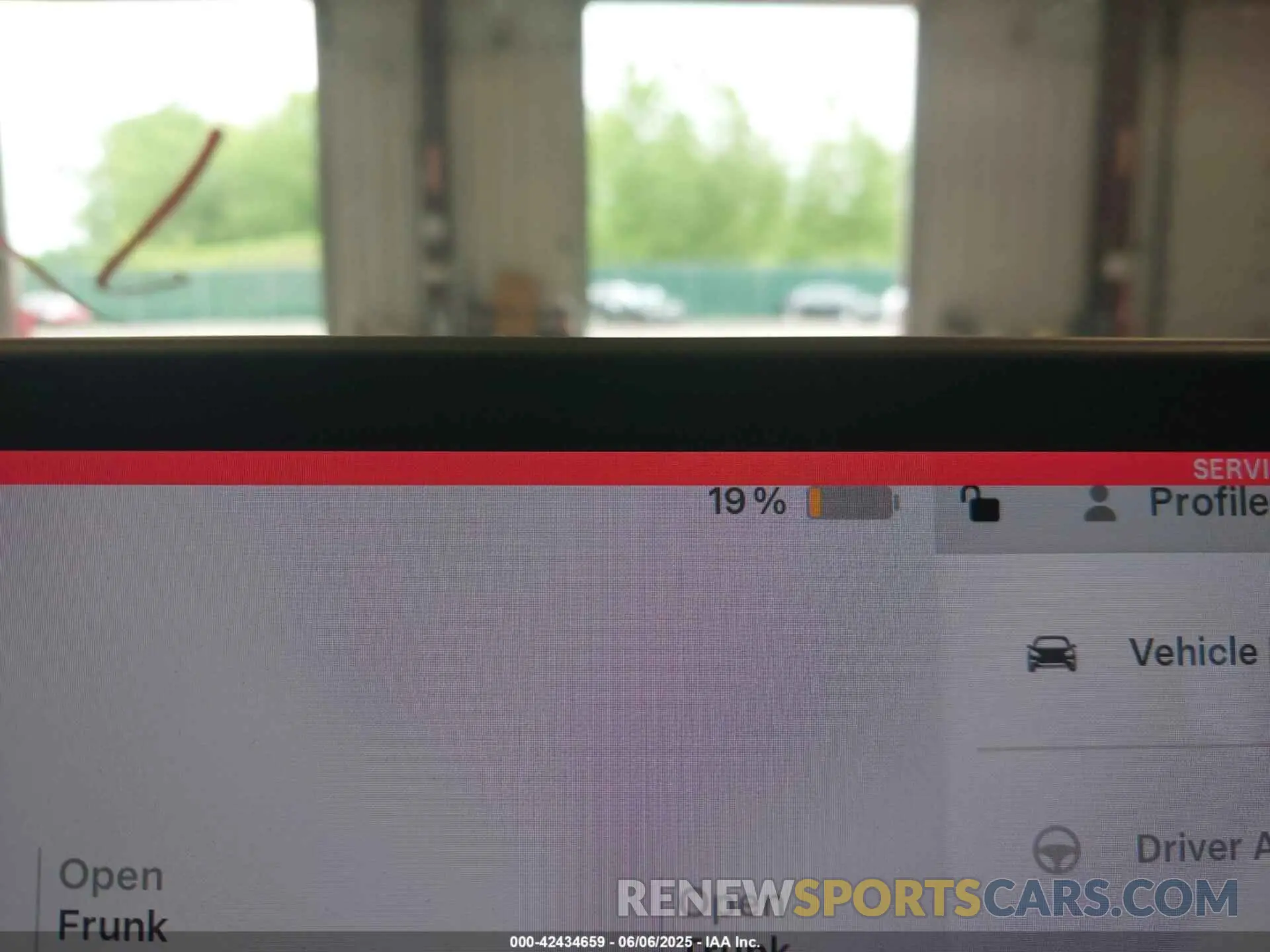 18 Photograph of a damaged car 7SAYGAEE4NF309961 TESLA MODEL Y 2022