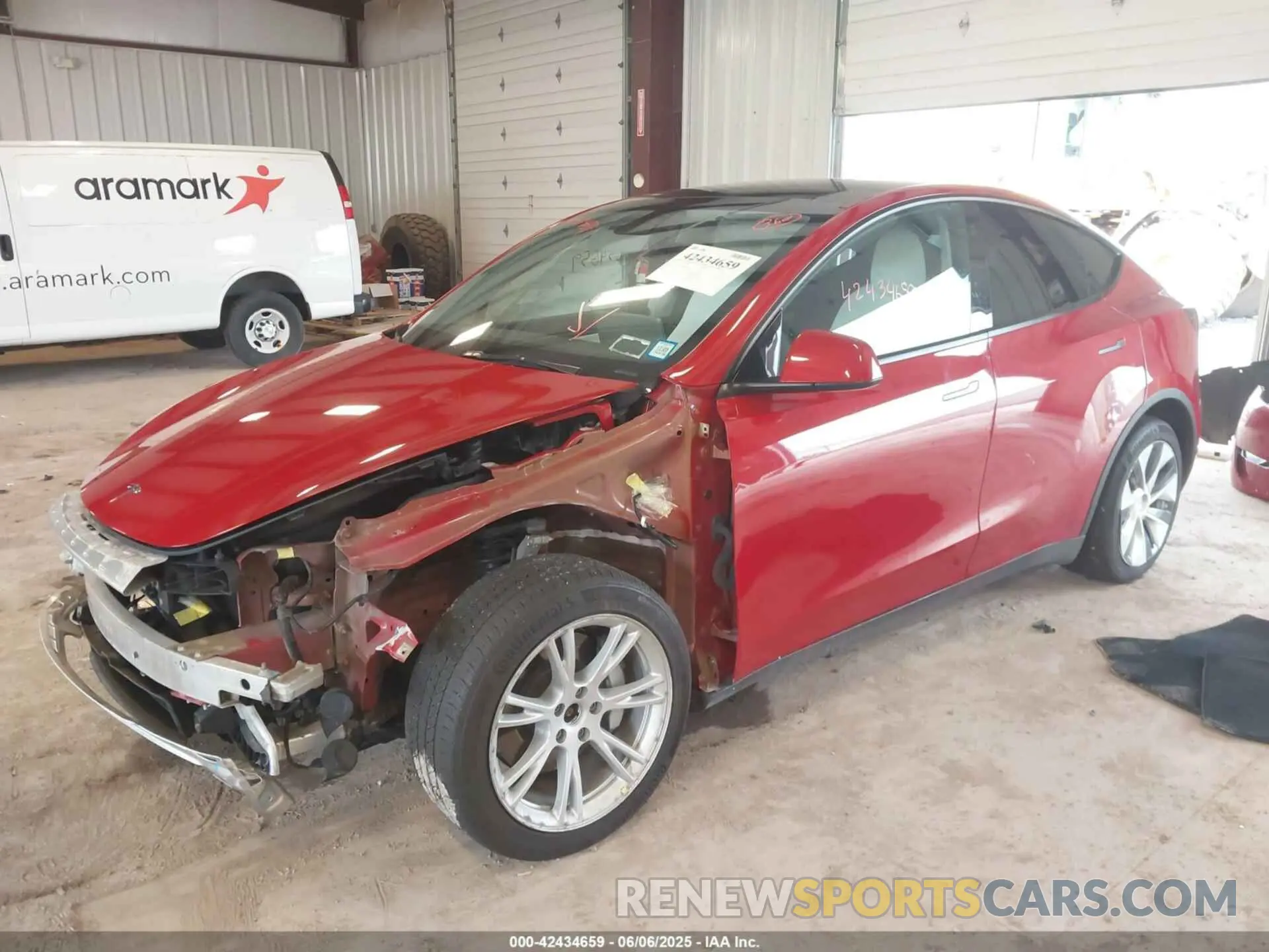 2 Photograph of a damaged car 7SAYGAEE4NF309961 TESLA MODEL Y 2022