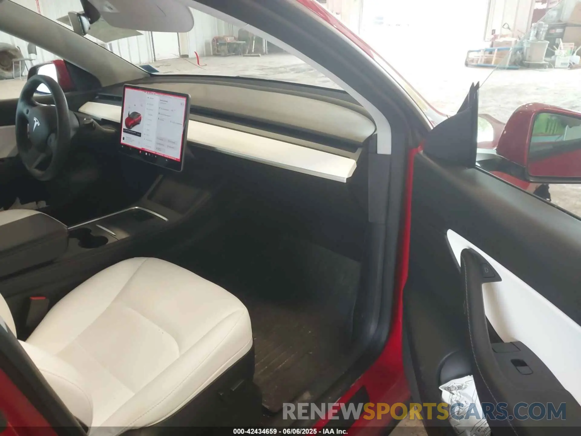 5 Photograph of a damaged car 7SAYGAEE4NF309961 TESLA MODEL Y 2022