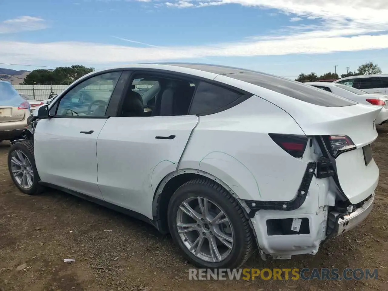 2 Photograph of a damaged car 7SAYGAEE4NF362899 TESLA MODEL Y 2022