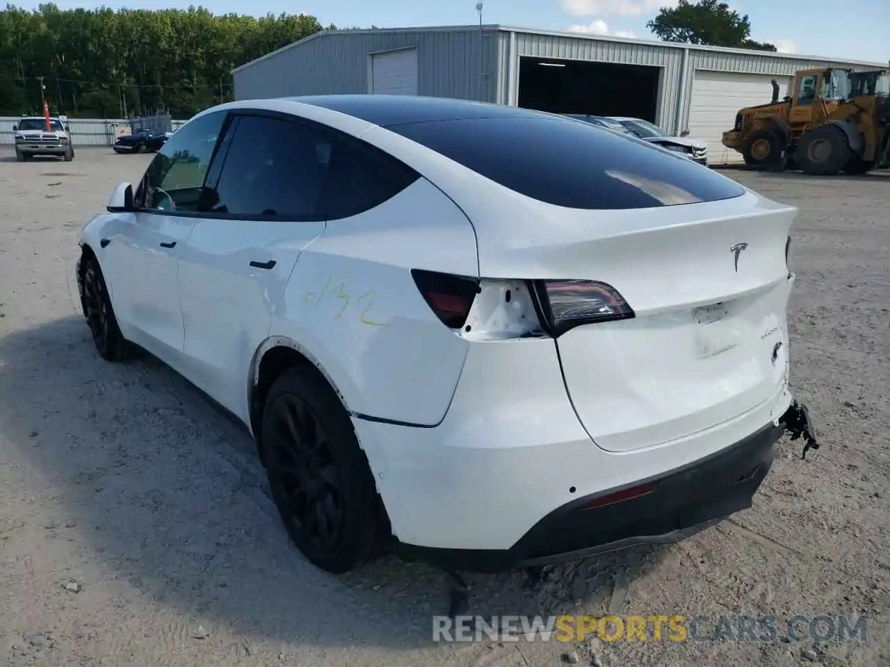 3 Photograph of a damaged car 7SAYGAEE4NF400227 TESLA MODEL Y 2022