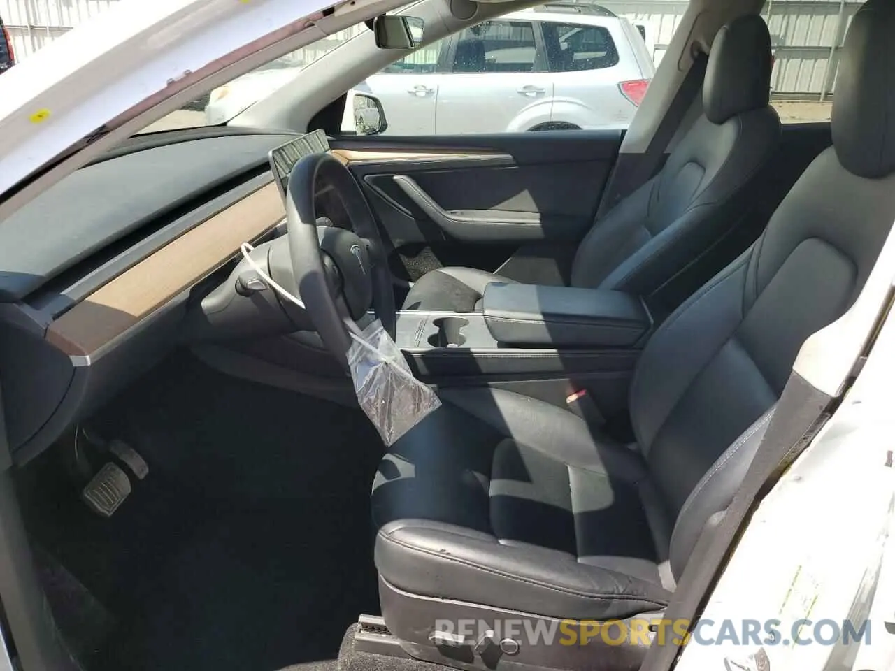 7 Photograph of a damaged car 7SAYGAEE4NF534588 TESLA MODEL Y 2022