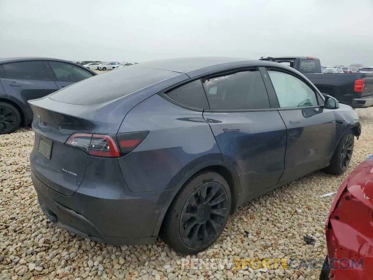 3 Photograph of a damaged car 7SAYGAEE4NF543503 TESLA MODEL Y 2022