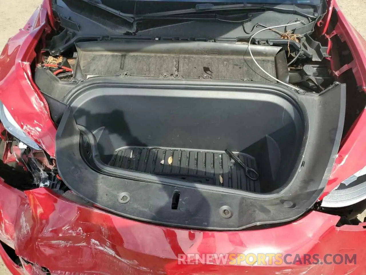 12 Photograph of a damaged car 7SAYGAEE4NF561676 TESLA MODEL Y 2022