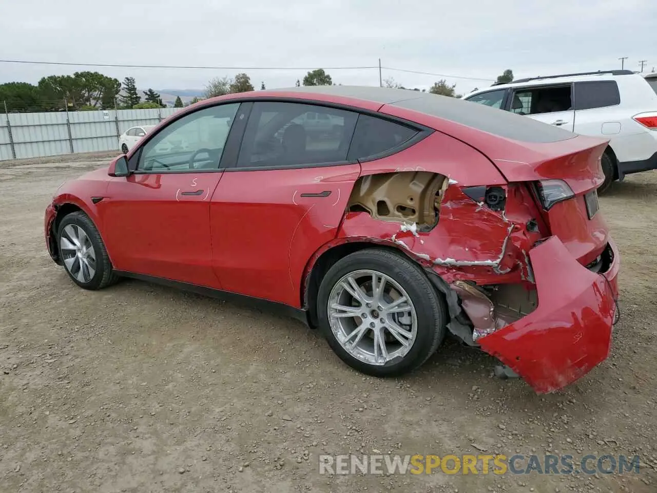2 Photograph of a damaged car 7SAYGAEE4NF570653 TESLA MODEL Y 2022