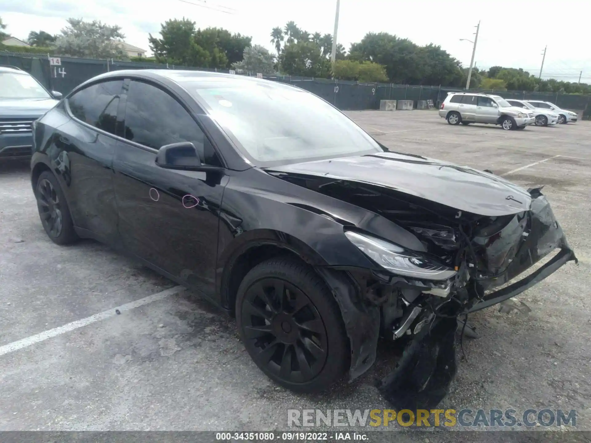 1 Photograph of a damaged car 7SAYGAEE5NF309094 TESLA MODEL Y 2022