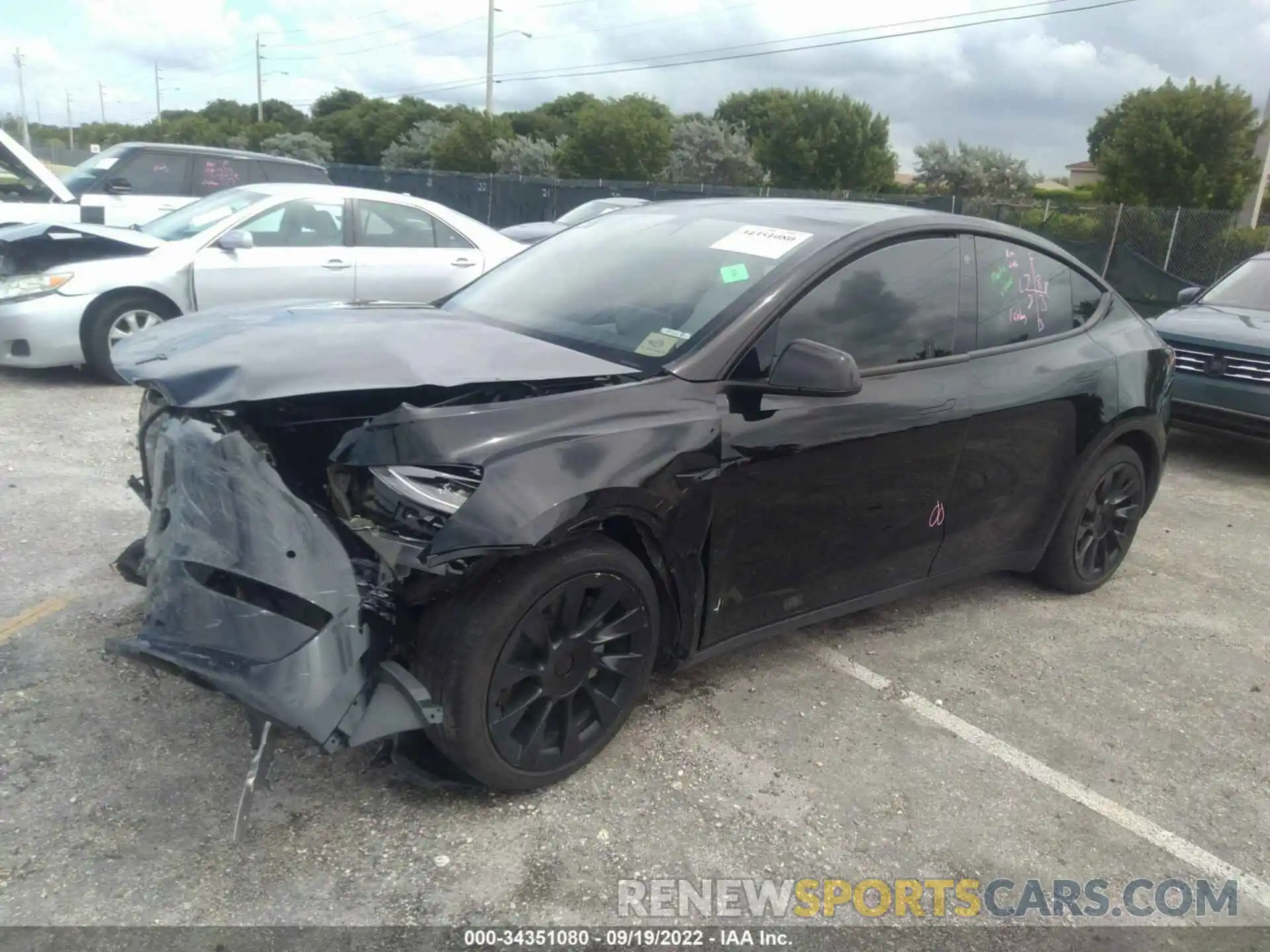 2 Photograph of a damaged car 7SAYGAEE5NF309094 TESLA MODEL Y 2022