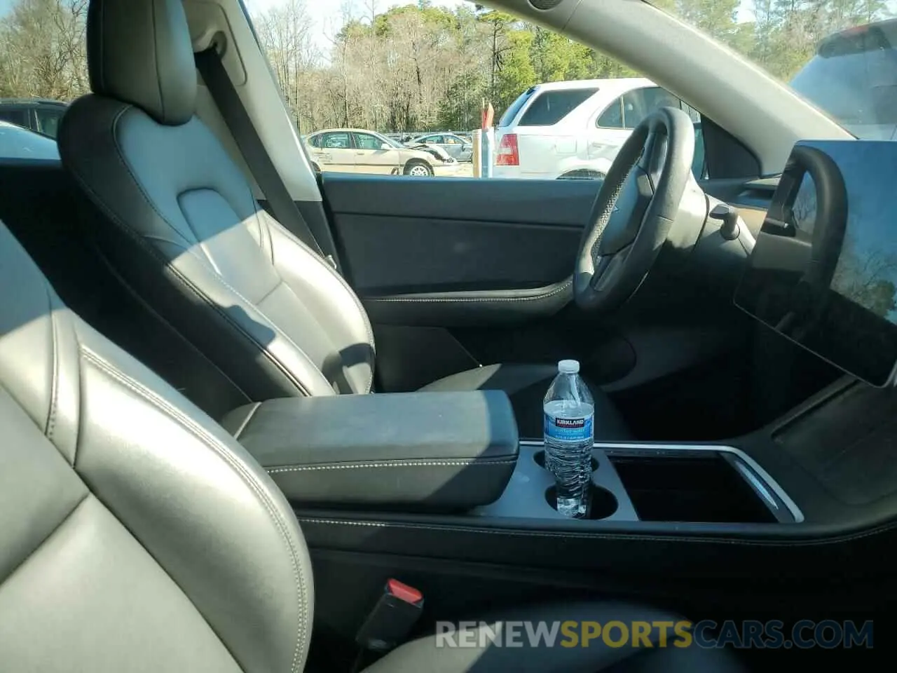 7 Photograph of a damaged car 7SAYGAEE5NF378867 TESLA MODEL Y 2022