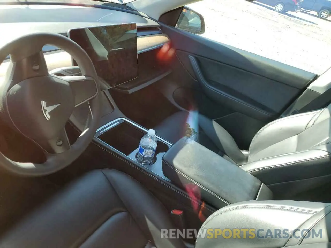 8 Photograph of a damaged car 7SAYGAEE5NF378867 TESLA MODEL Y 2022