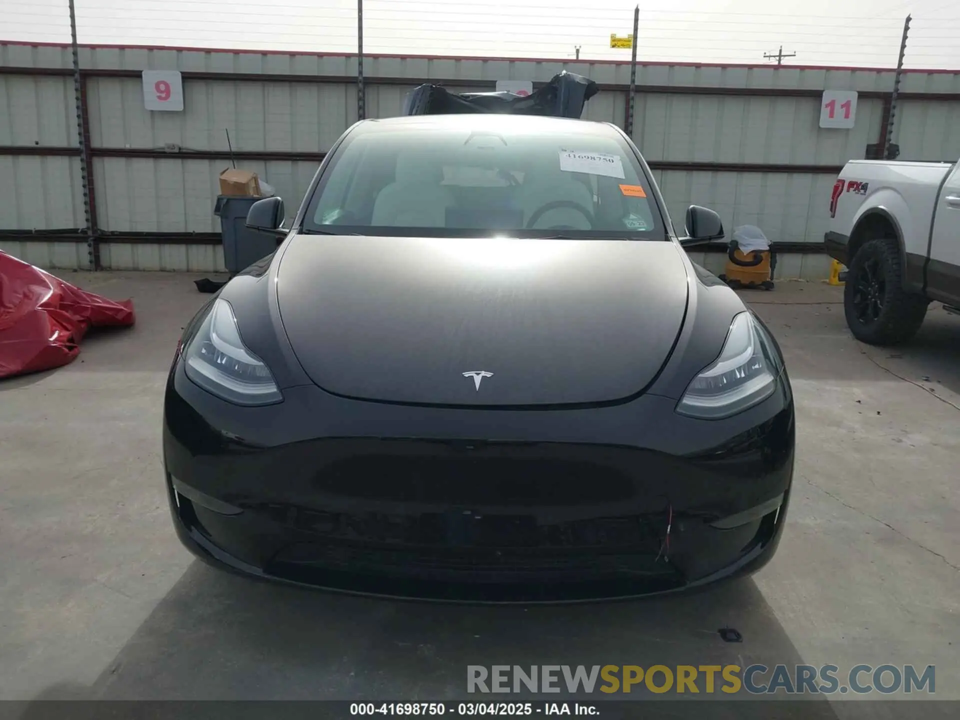 12 Photograph of a damaged car 7SAYGAEE5NF428327 TESLA MODEL Y 2022