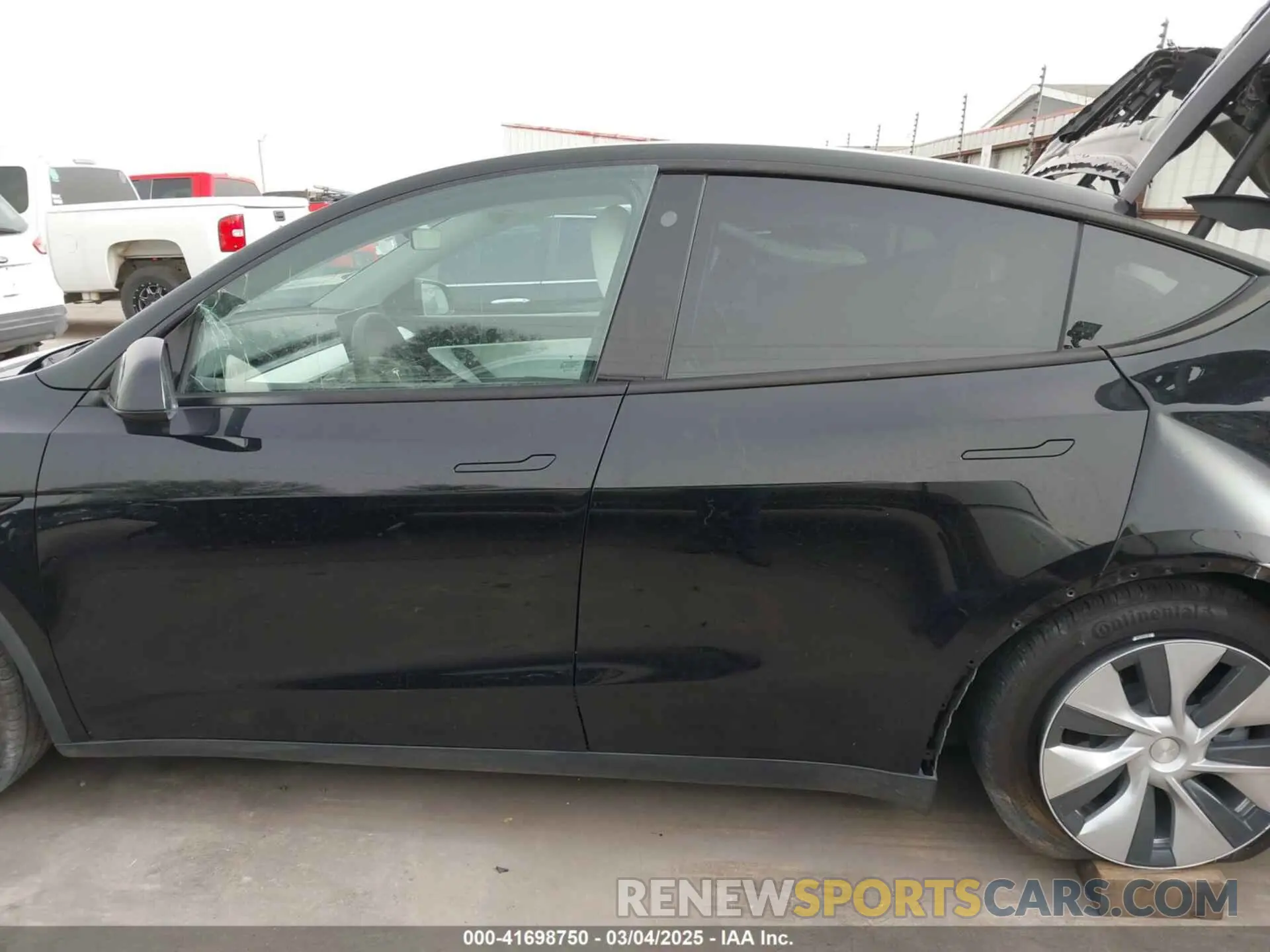 14 Photograph of a damaged car 7SAYGAEE5NF428327 TESLA MODEL Y 2022