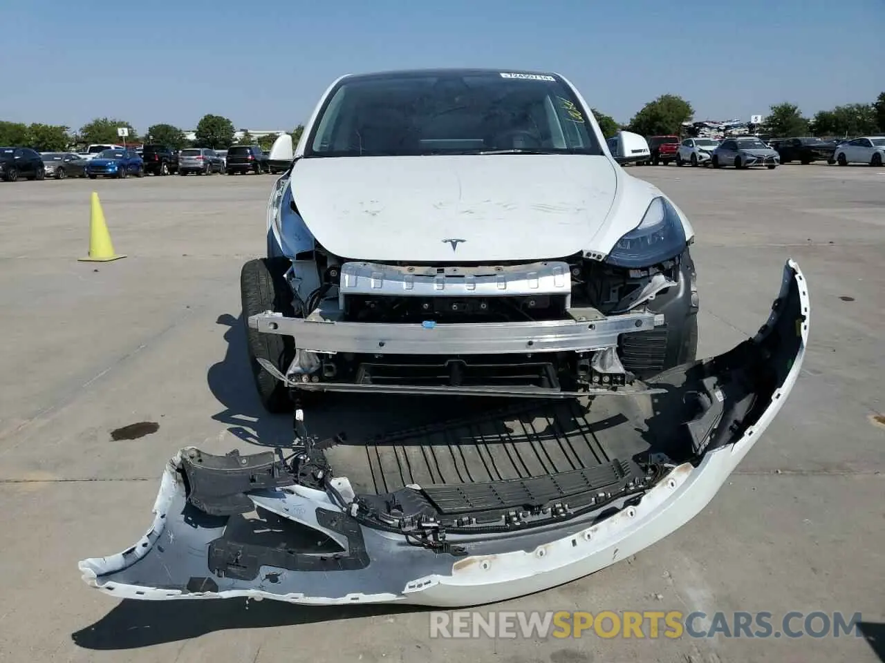 5 Photograph of a damaged car 7SAYGAEE5NF535586 TESLA MODEL Y 2022