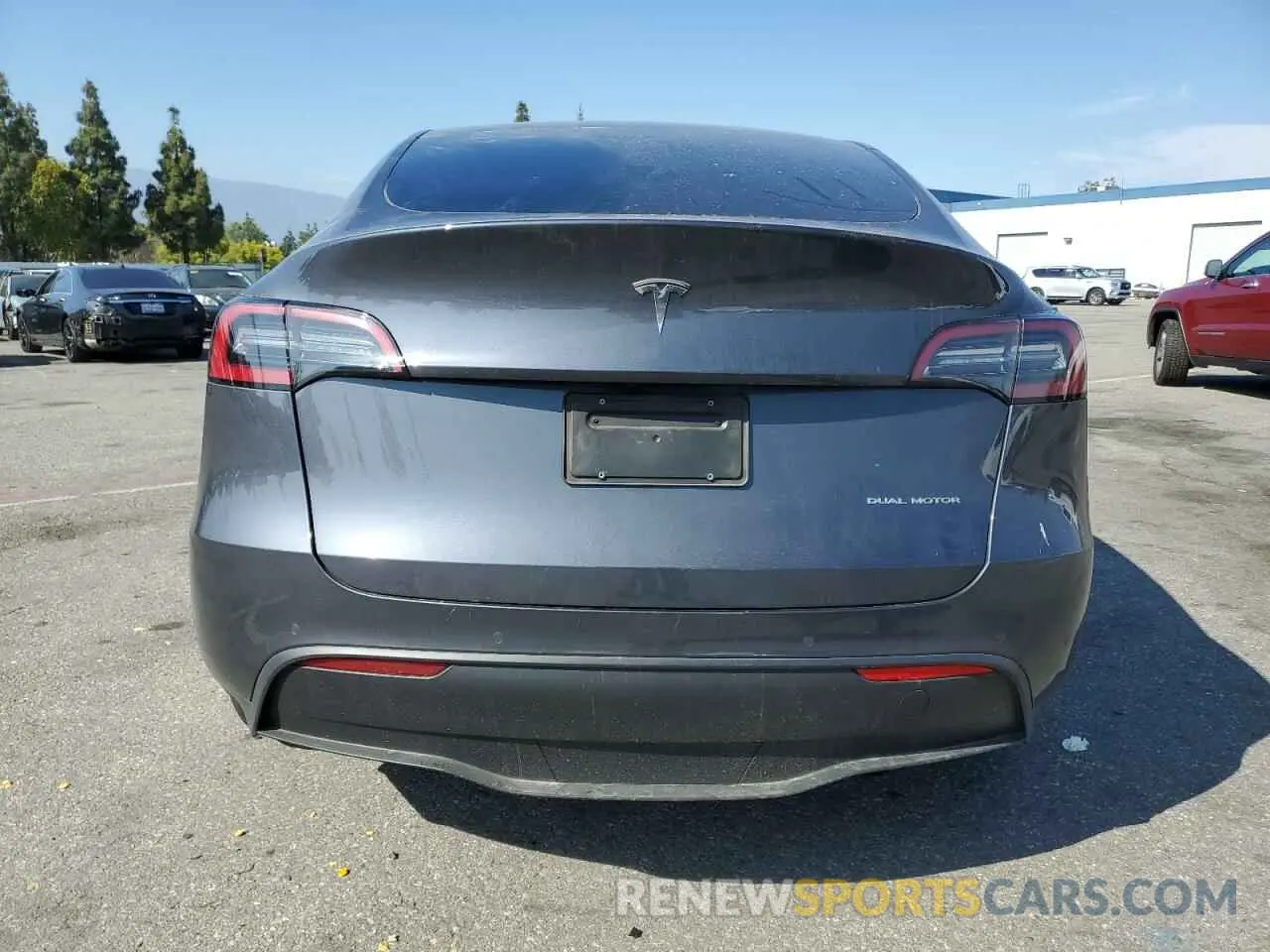 6 Photograph of a damaged car 7SAYGAEE5NF553408 TESLA MODEL Y 2022