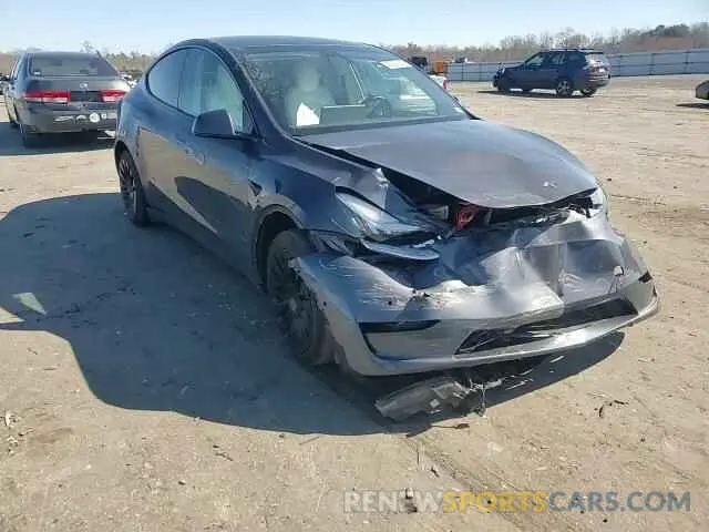 11 Photograph of a damaged car 7SAYGAEE5NF573044 TESLA MODEL Y 2022