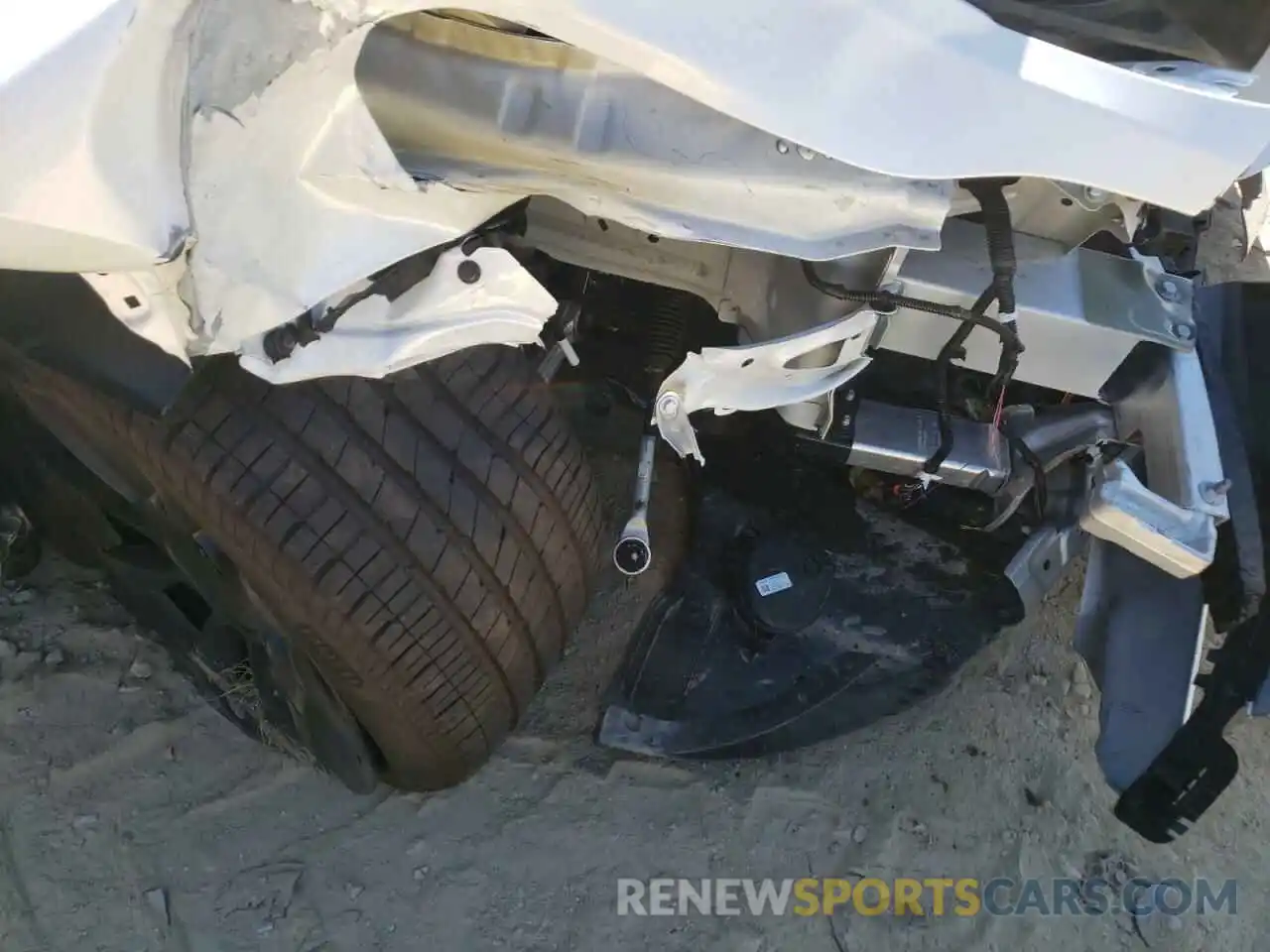 9 Photograph of a damaged car 7SAYGAEE6NF358935 TESLA MODEL Y 2022