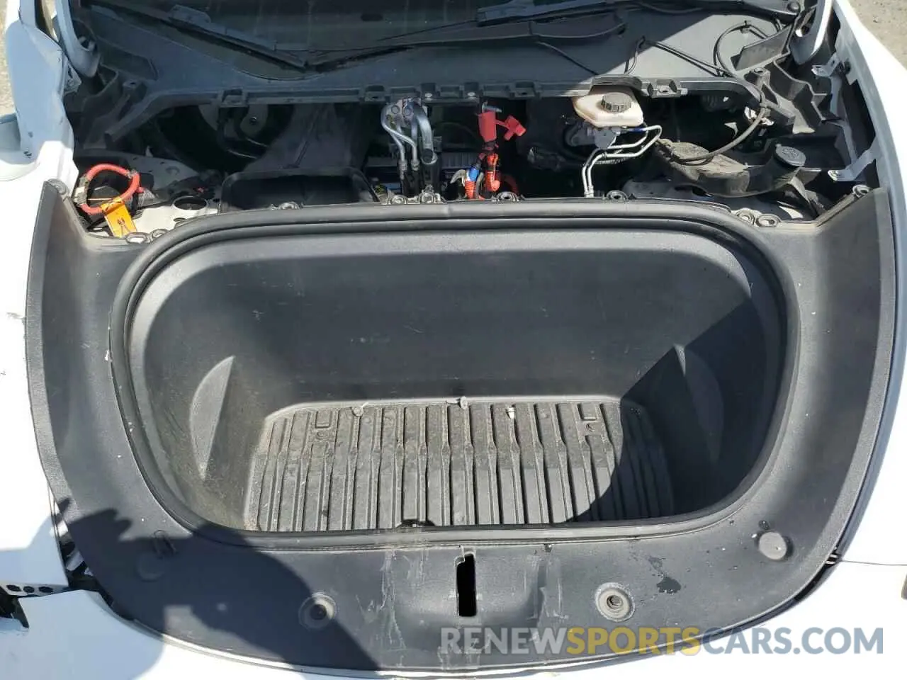 12 Photograph of a damaged car 7SAYGAEE6NF492070 TESLA MODEL Y 2022