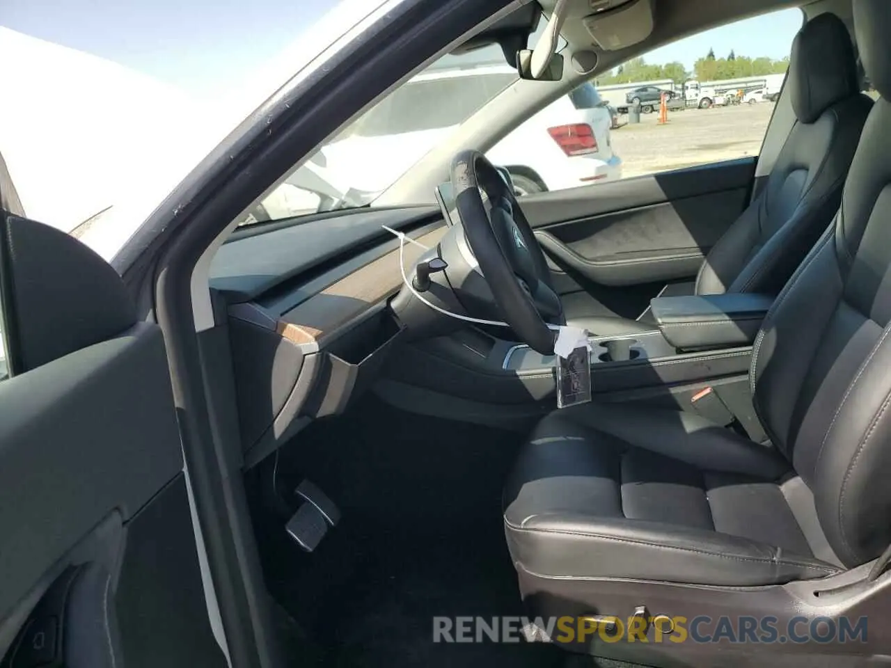 7 Photograph of a damaged car 7SAYGAEE6NF492070 TESLA MODEL Y 2022