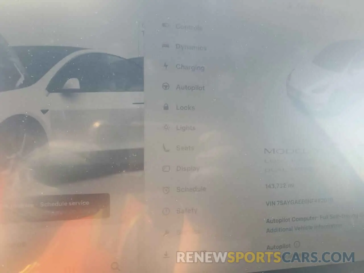 9 Photograph of a damaged car 7SAYGAEE6NF492070 TESLA MODEL Y 2022