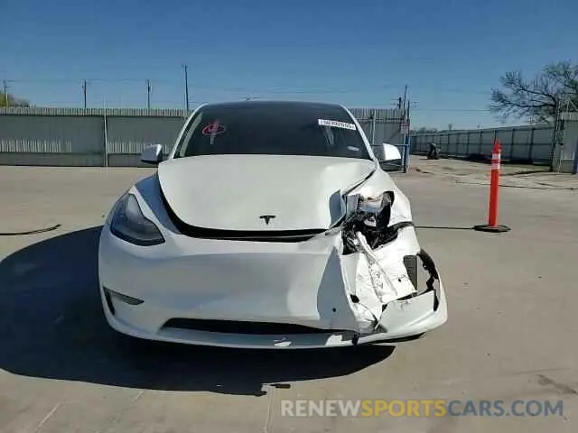 12 Photograph of a damaged car 7SAYGAEE6NF506405 TESLA MODEL Y 2022