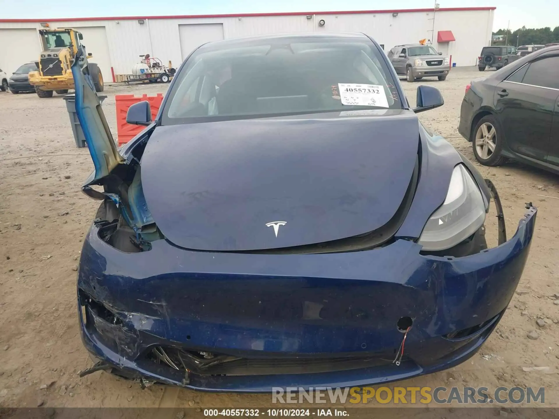 11 Photograph of a damaged car 7SAYGAEE6NF515816 TESLA MODEL Y 2022