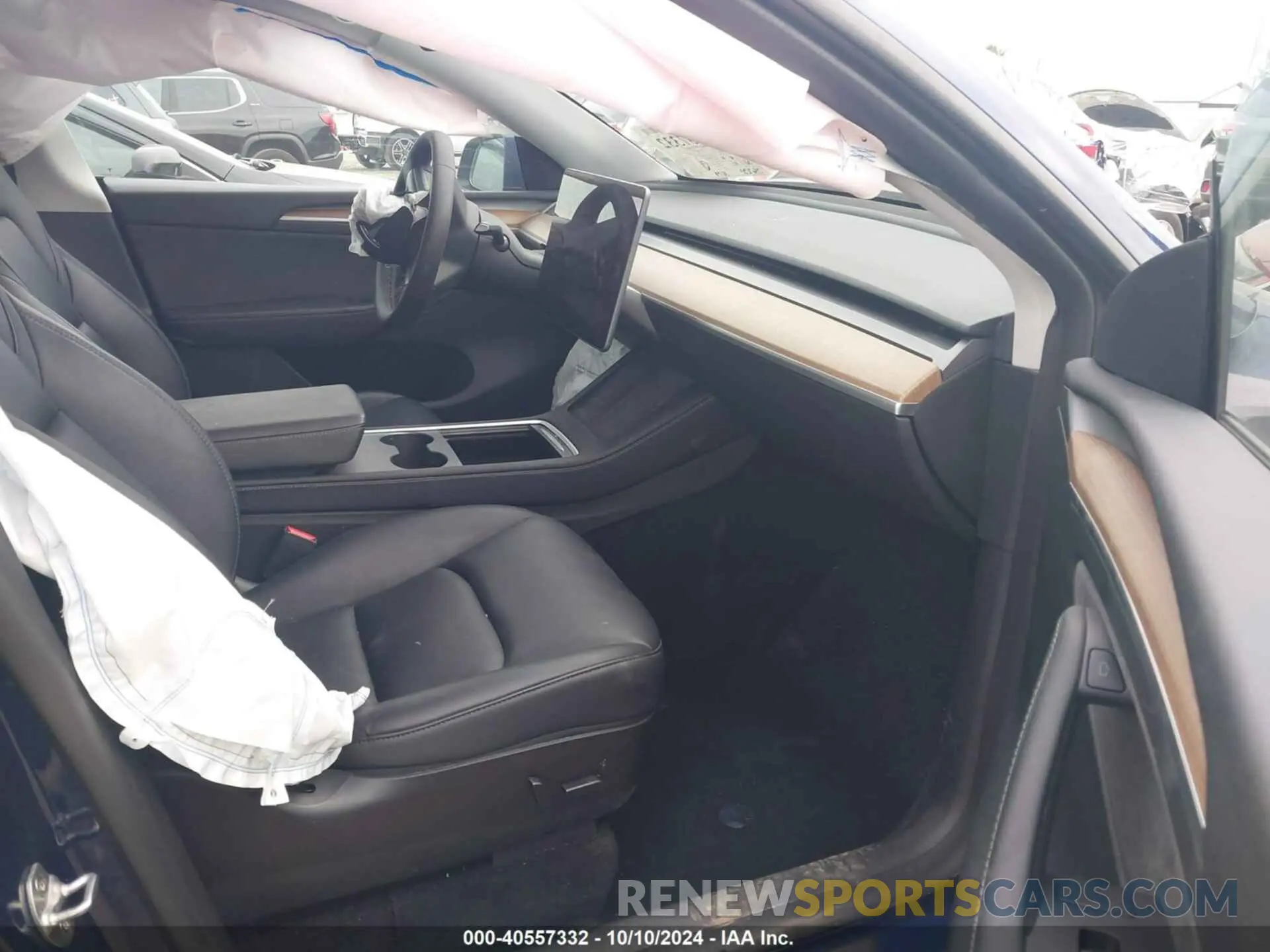 5 Photograph of a damaged car 7SAYGAEE6NF515816 TESLA MODEL Y 2022