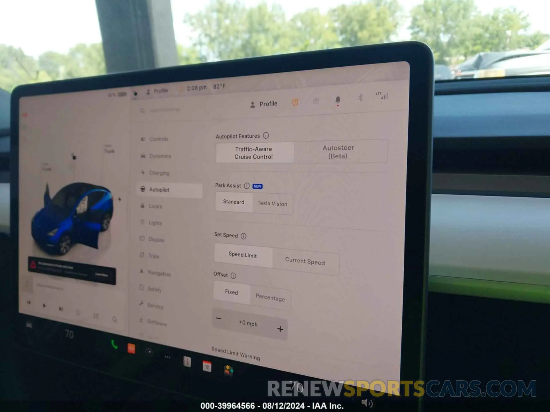 11 Photograph of a damaged car 7SAYGAEE6NF524256 TESLA MODEL Y 2022