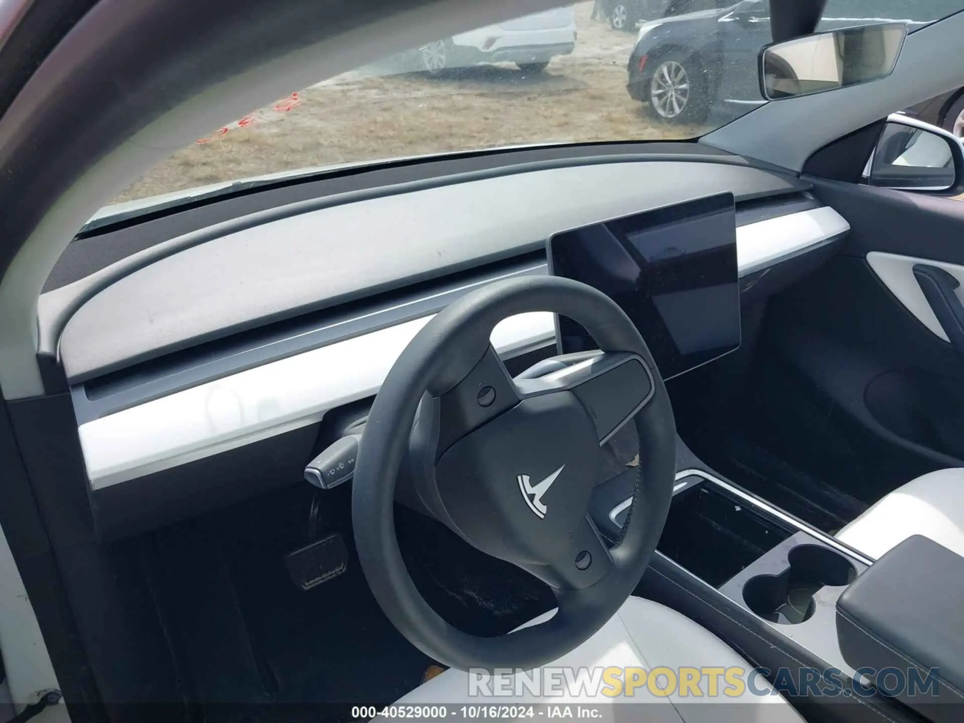 7 Photograph of a damaged car 7SAYGAEE7NF339651 TESLA MODEL Y 2022