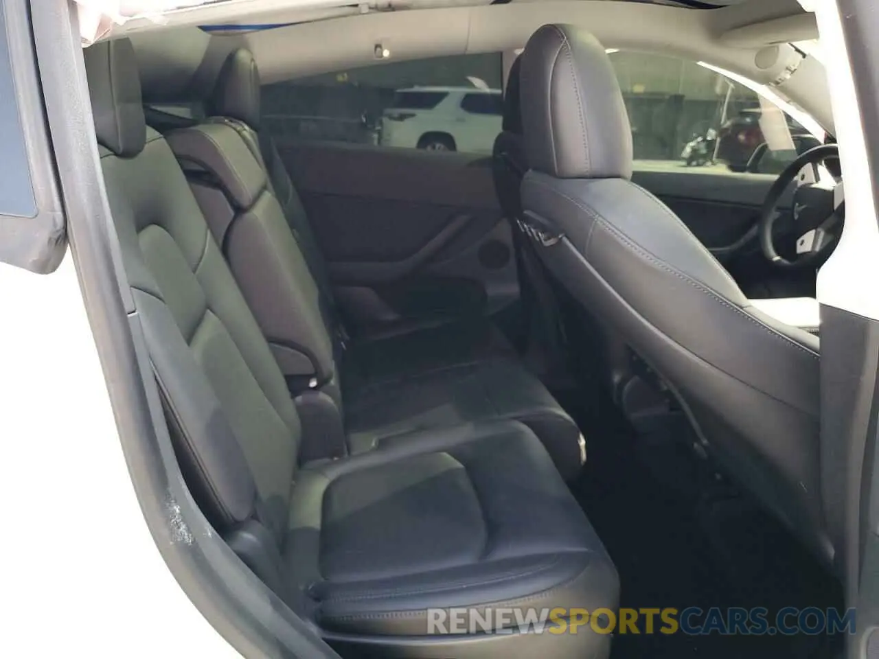 10 Photograph of a damaged car 7SAYGAEE7NF348088 TESLA MODEL Y 2022