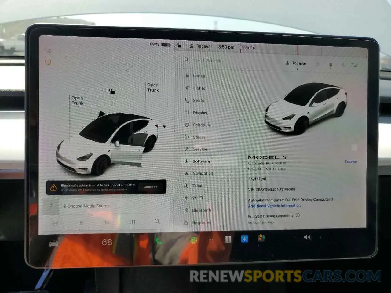 9 Photograph of a damaged car 7SAYGAEE7NF348088 TESLA MODEL Y 2022