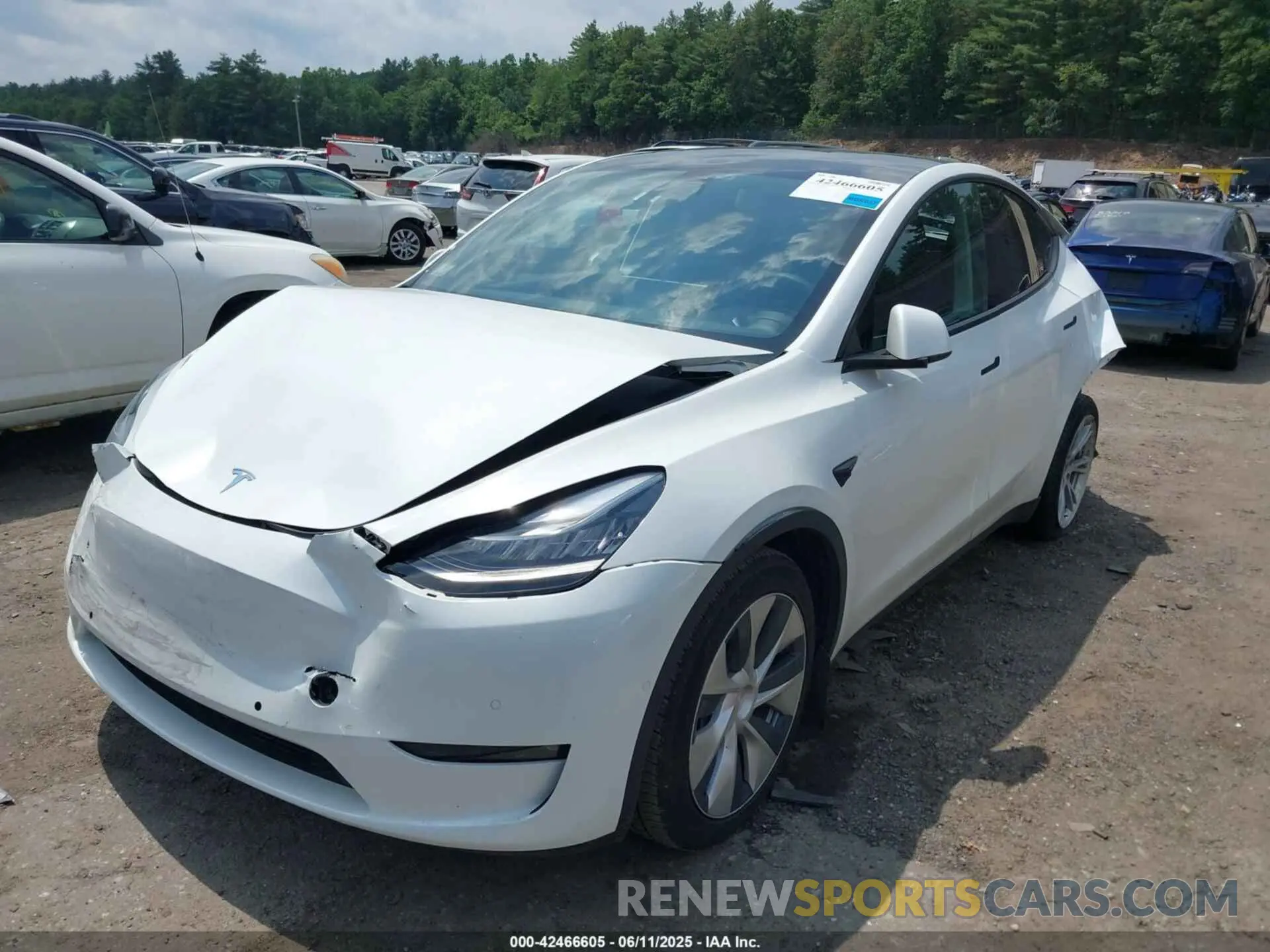 2 Photograph of a damaged car 7SAYGAEE7NF384783 TESLA MODEL Y 2022