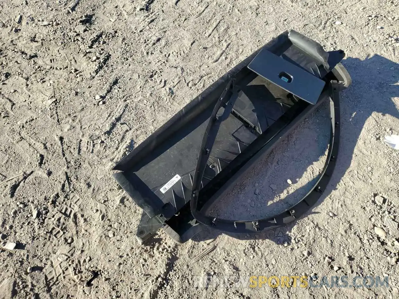 13 Photograph of a damaged car 7SAYGAEE7NF391944 TESLA MODEL Y 2022
