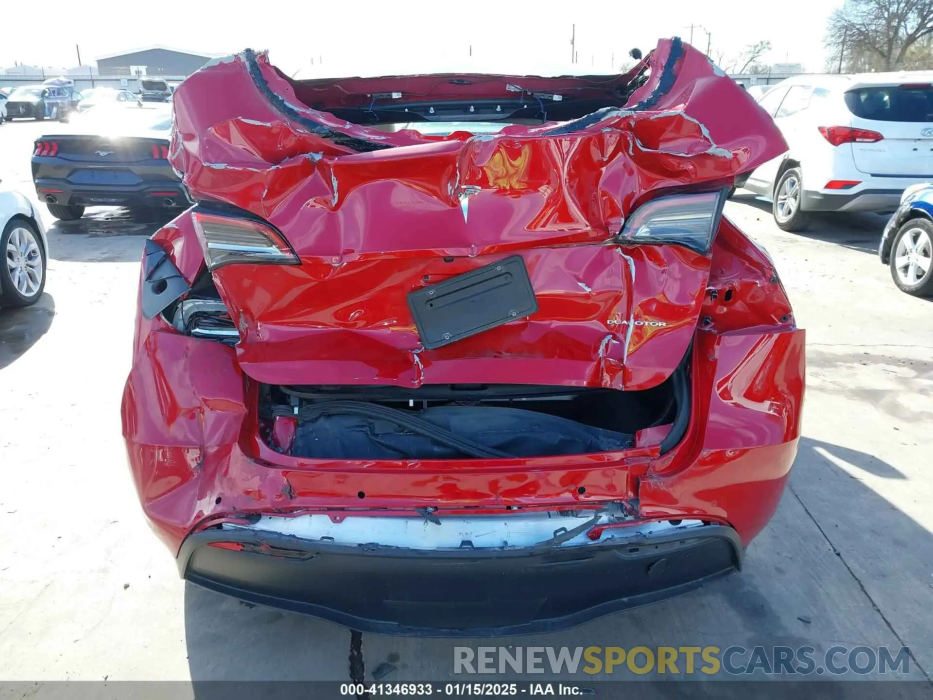 6 Photograph of a damaged car 7SAYGAEE8NF506843 TESLA MODEL Y 2022