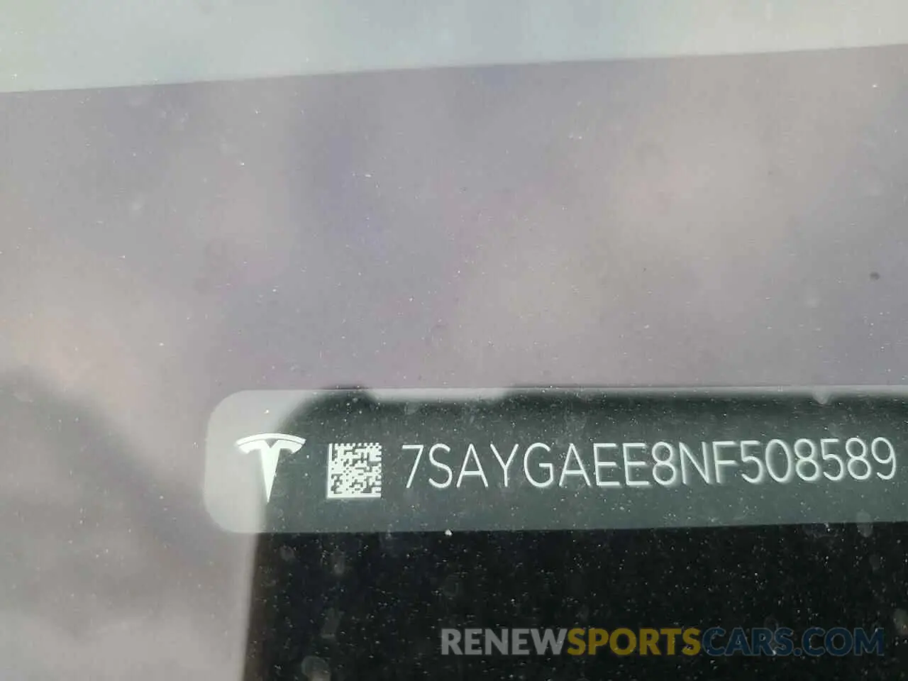 12 Photograph of a damaged car 7SAYGAEE8NF508589 TESLA MODEL Y 2022