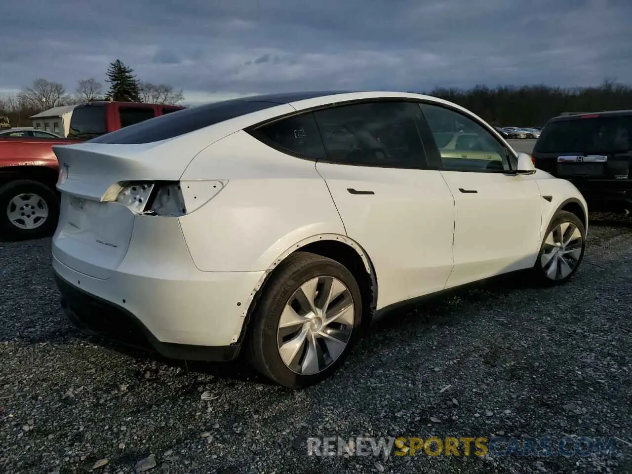 3 Photograph of a damaged car 7SAYGAEE8NF508589 TESLA MODEL Y 2022