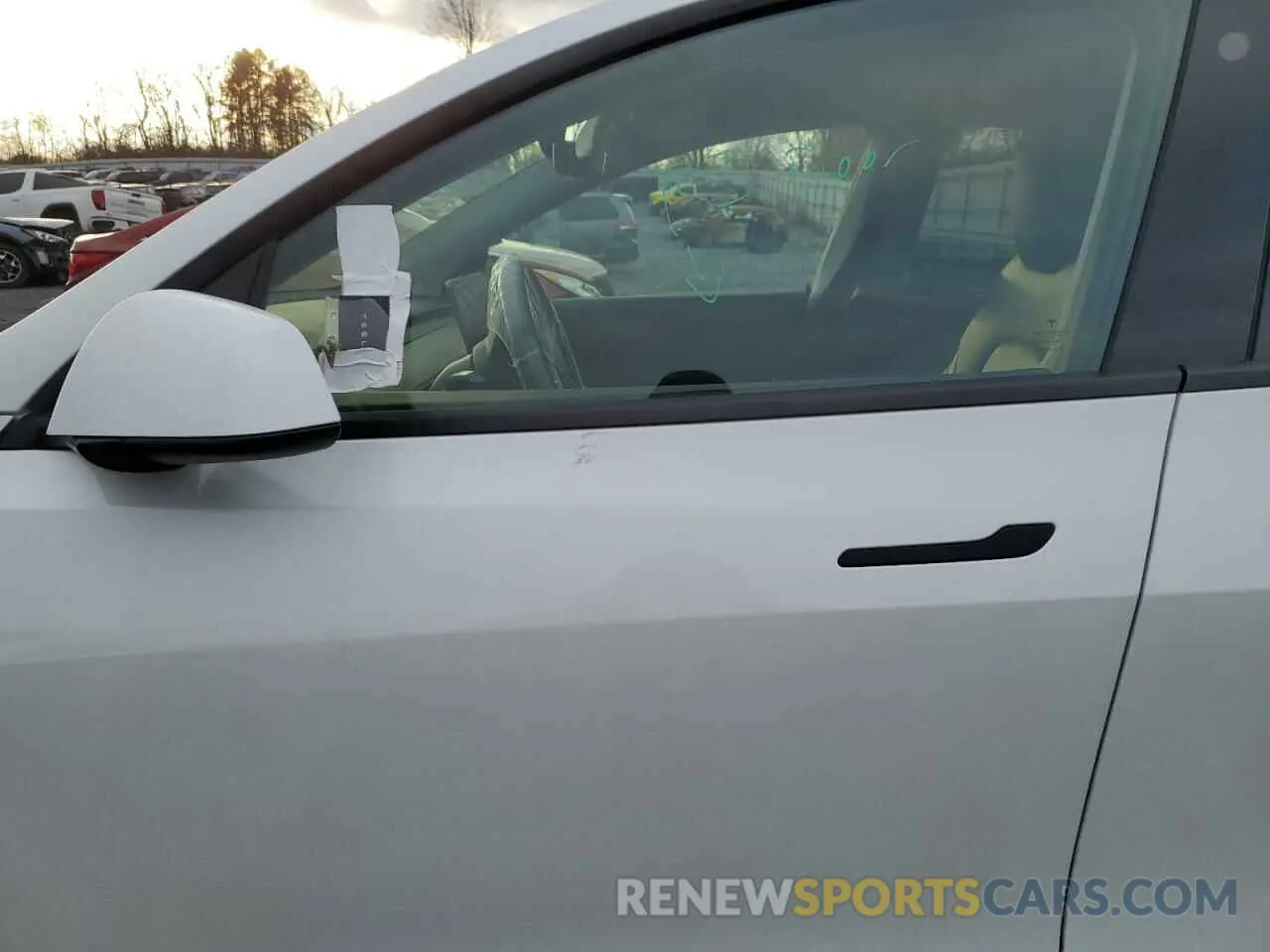 7 Photograph of a damaged car 7SAYGAEE8NF508589 TESLA MODEL Y 2022