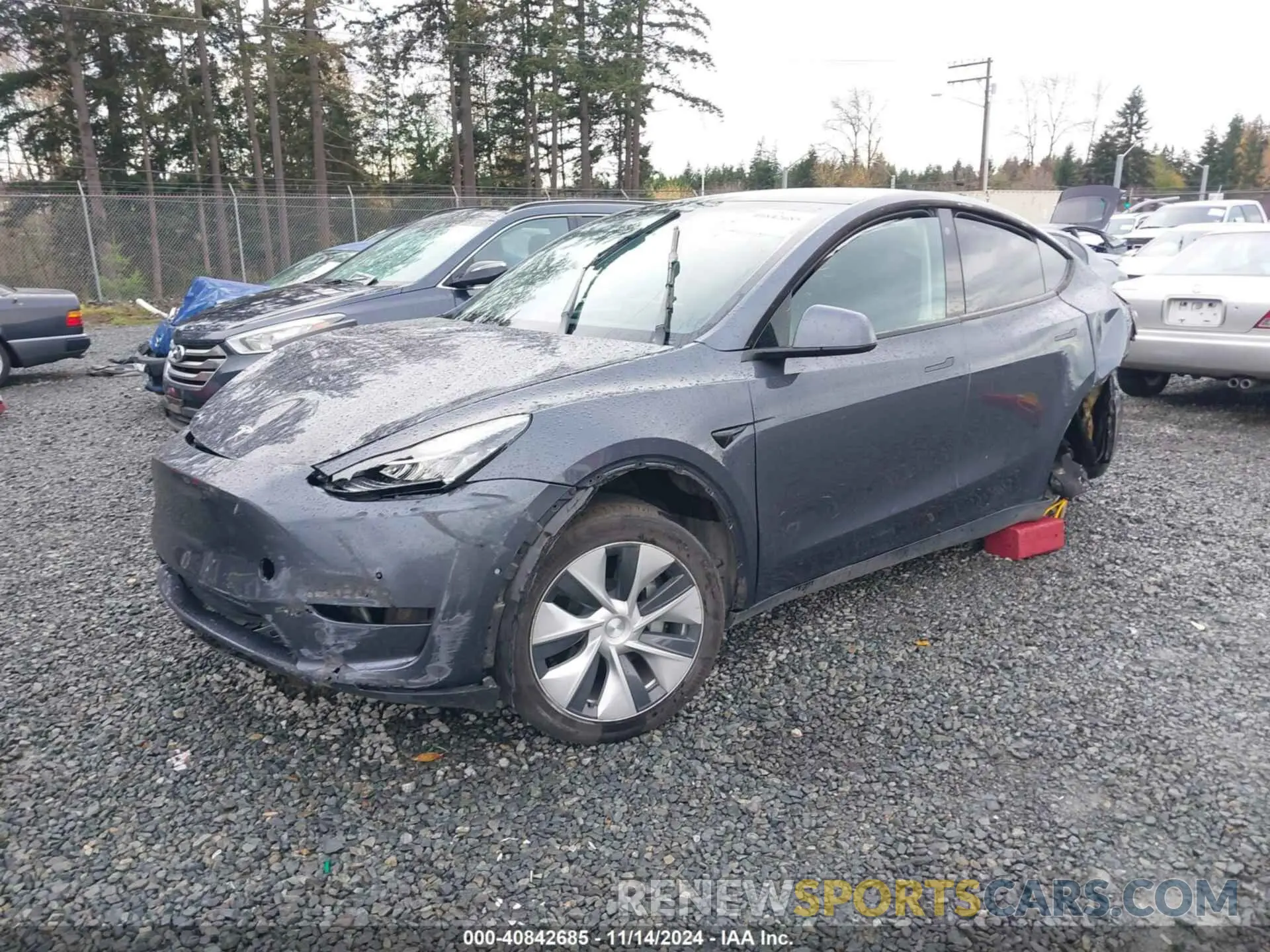 2 Photograph of a damaged car 7SAYGAEE8NF570624 TESLA MODEL Y 2022