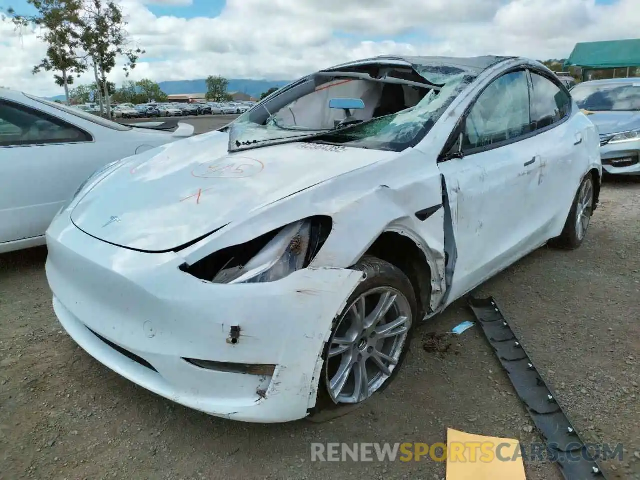 2 Photograph of a damaged car 7SAYGAEE9NF349694 TESLA MODEL Y 2022