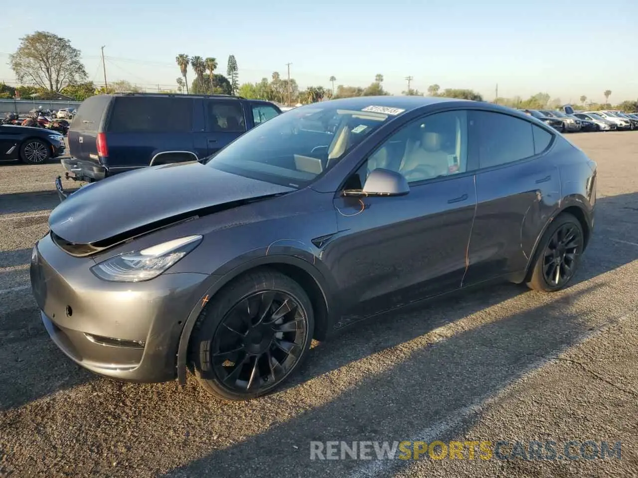 1 Photograph of a damaged car 7SAYGAEE9NF366382 TESLA MODEL Y 2022