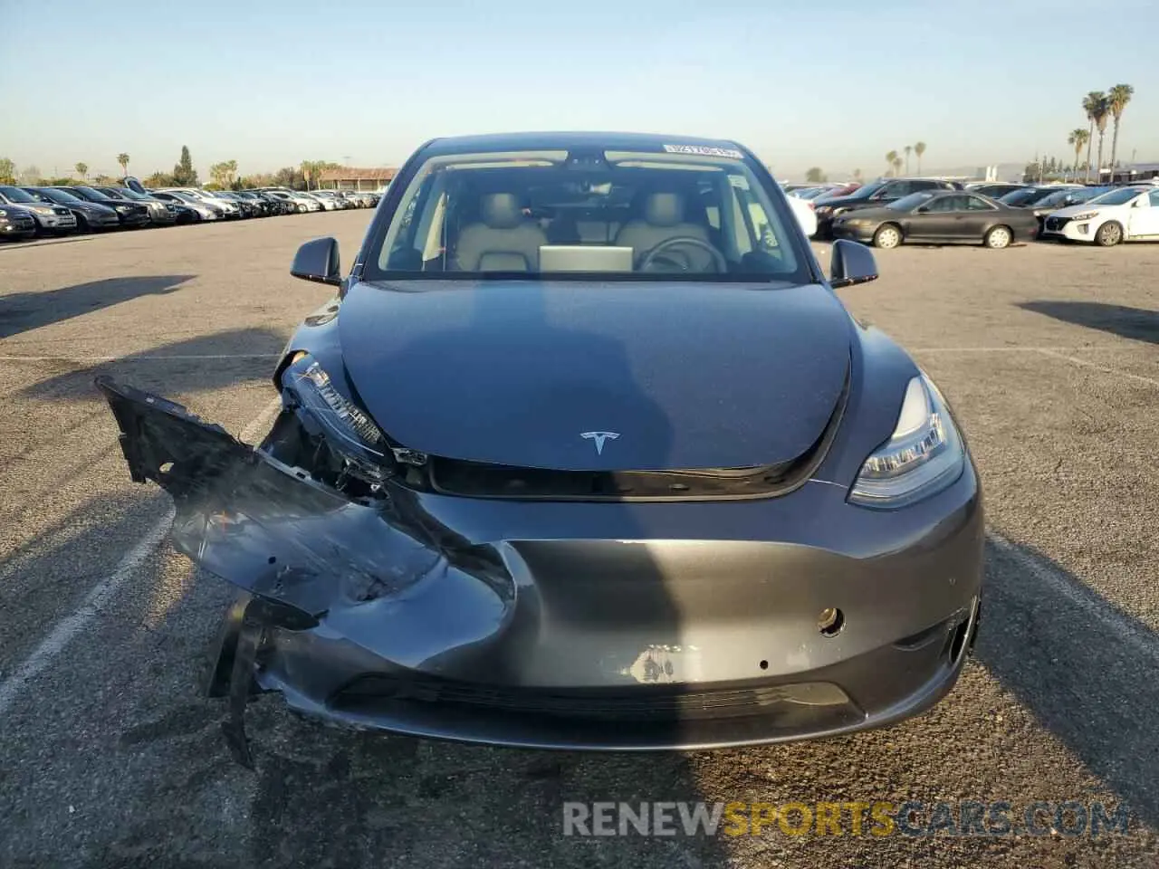 5 Photograph of a damaged car 7SAYGAEE9NF366382 TESLA MODEL Y 2022