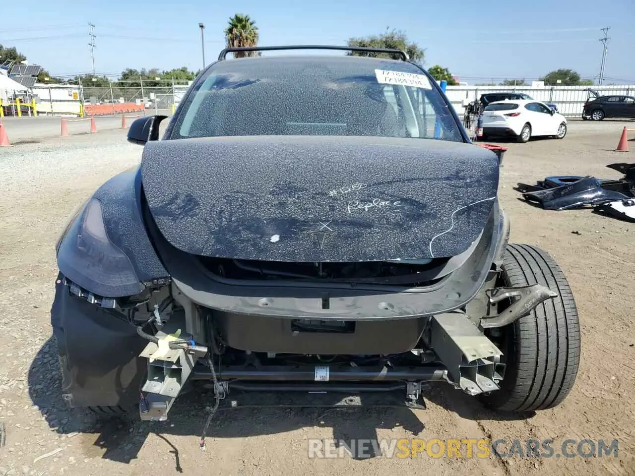5 Photograph of a damaged car 7SAYGAEE9NF429254 TESLA MODEL Y 2022